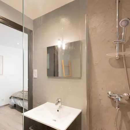 Apartment A La Gare Calme & Reposant Chambery